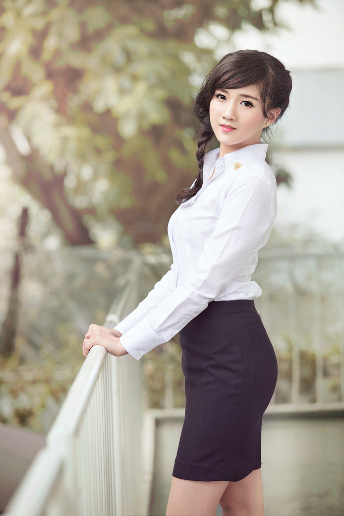 女人裸体性做爰叭叭